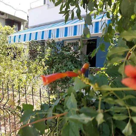 Apartment Mavi Panjurlu Ev Burhaniye