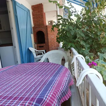 Apartment Mavi Panjurlu Ev
